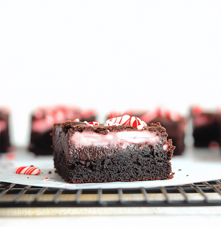 Candy Cane Brownies - Clara quick dinners